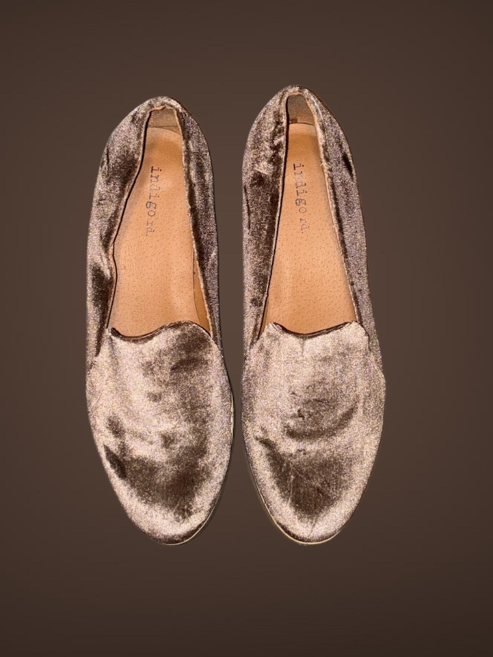 Women's Indigo Rd. Taupe Brown Slip On Velvet Loafers, Size 7.5